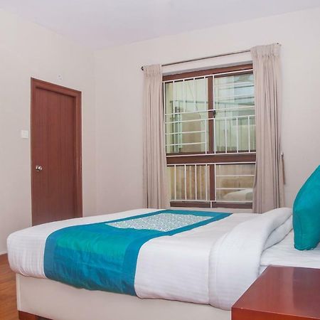 Oyo 16773 Hillcrest Metro Hotel Ооти Екстериор снимка