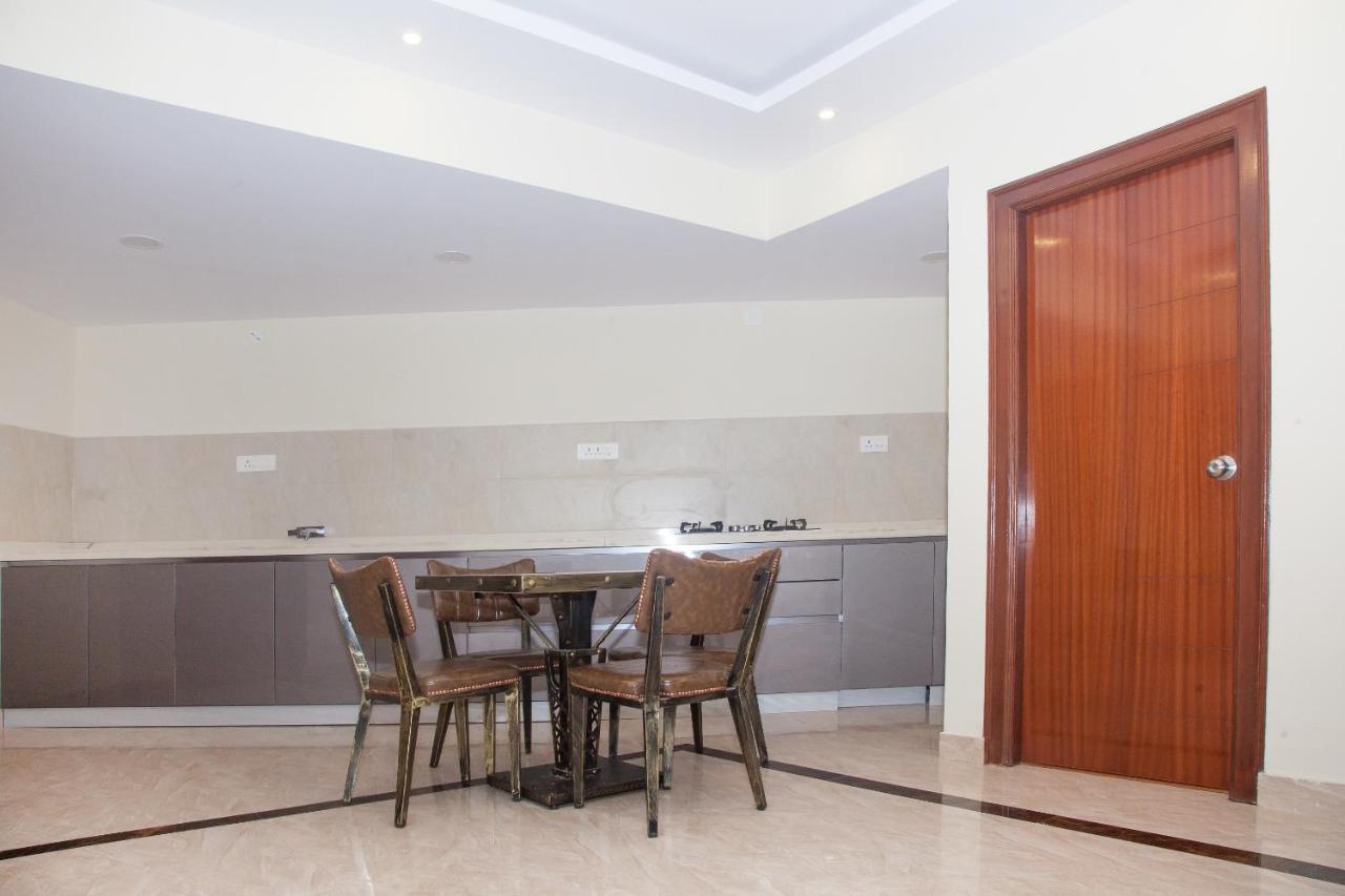 Oyo 16773 Hillcrest Metro Hotel Ооти Екстериор снимка